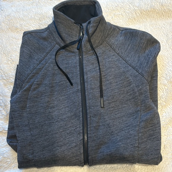 Lululemon zip up never worn size 6 - Picture 7 of 7
